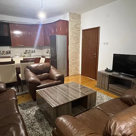 Luxe Apartment *